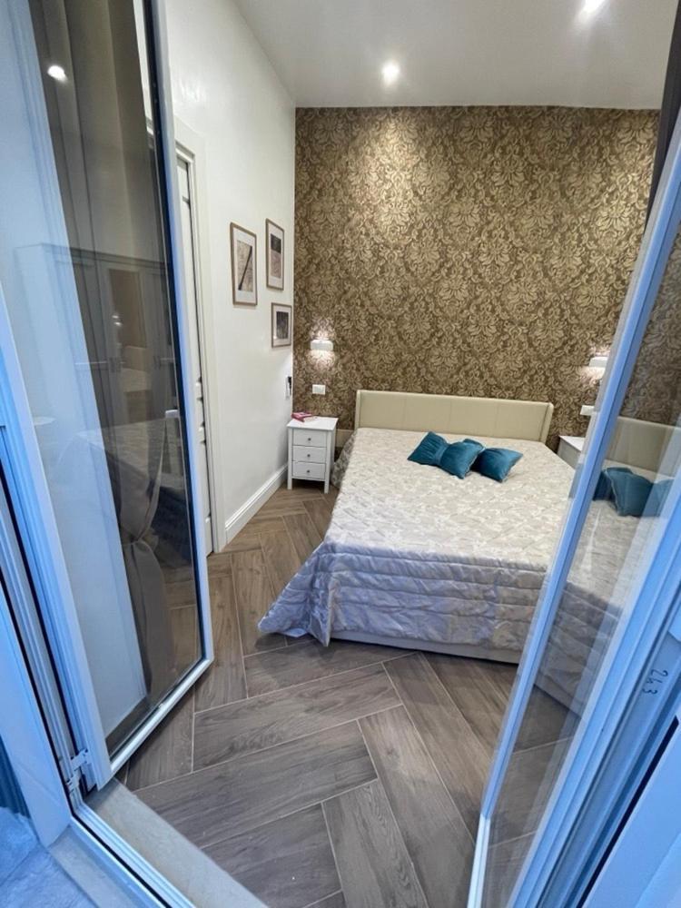 Santamonicaappartaments2 Appartement Napels
